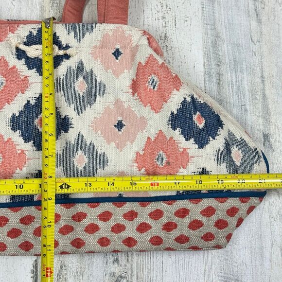 Atenti  Modern Doctor Bag w/ Metal Snap Frame. - Picture 9 of 11